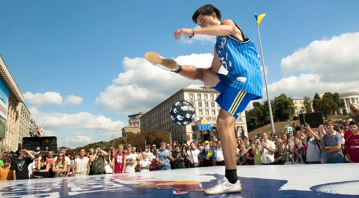 Банер Red Bull Street Style в Україні