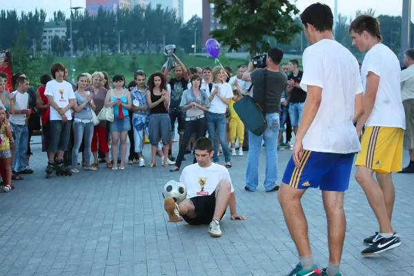 Виступ на фан-зоні Чемпіонату Світу з футболу 2010 від ТМ «Чернігівське».